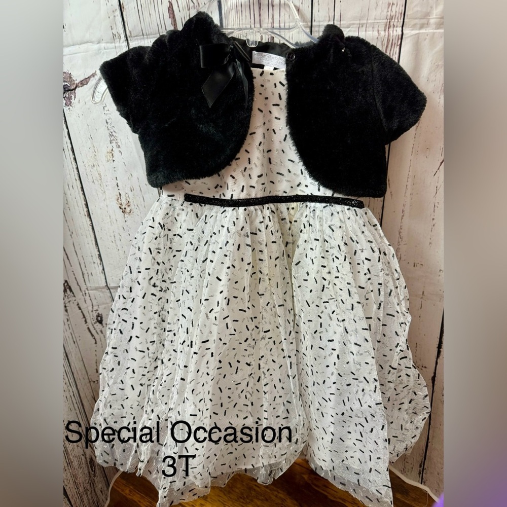 Black and white glitter dress